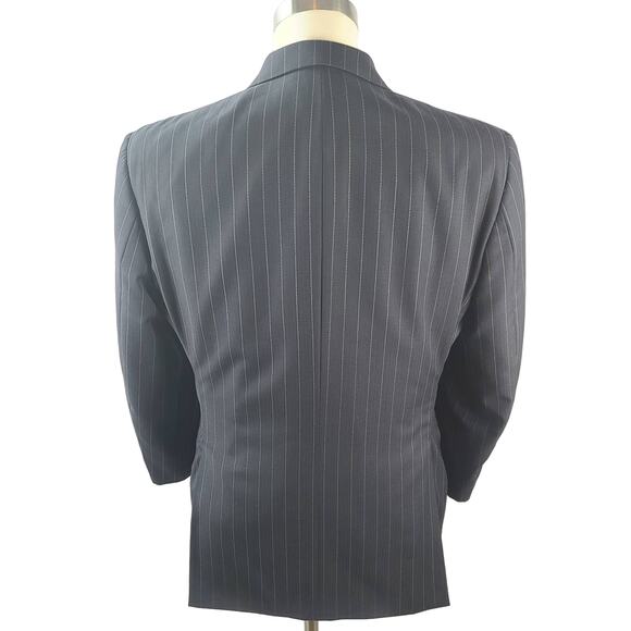 Gianfranco Ferre Saks Fifth Ave Men's Black Pin Stripe Suit Sport Coat Wool 42 - Picture 3 of 7